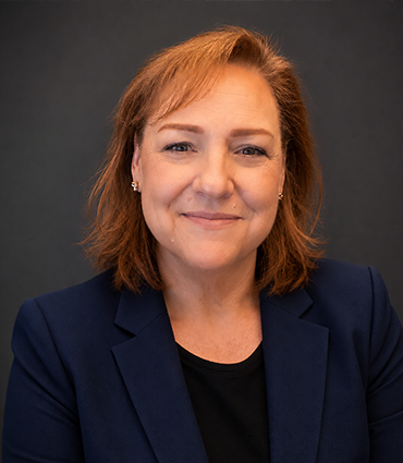 Karen Magoon professional headshot.