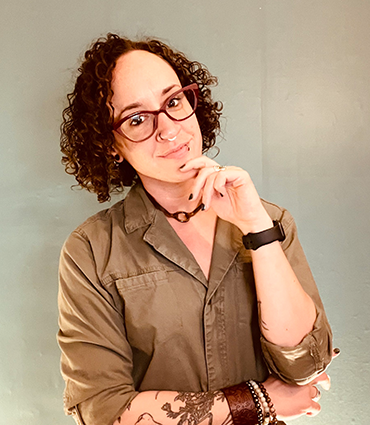 Bee Oliver, M.Ed., CSE, CDI headshot.