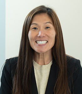 Rebecca Mowell professional headshot.